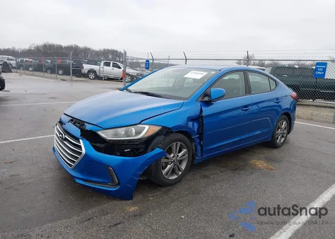 2017 Hyundai Elantra Value Edition из США, поврежденный, VIN 5NPD84LF6HH199815
